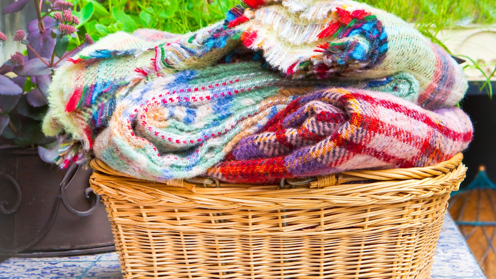 Benefits of Buying Cheap Wholesale Blankets